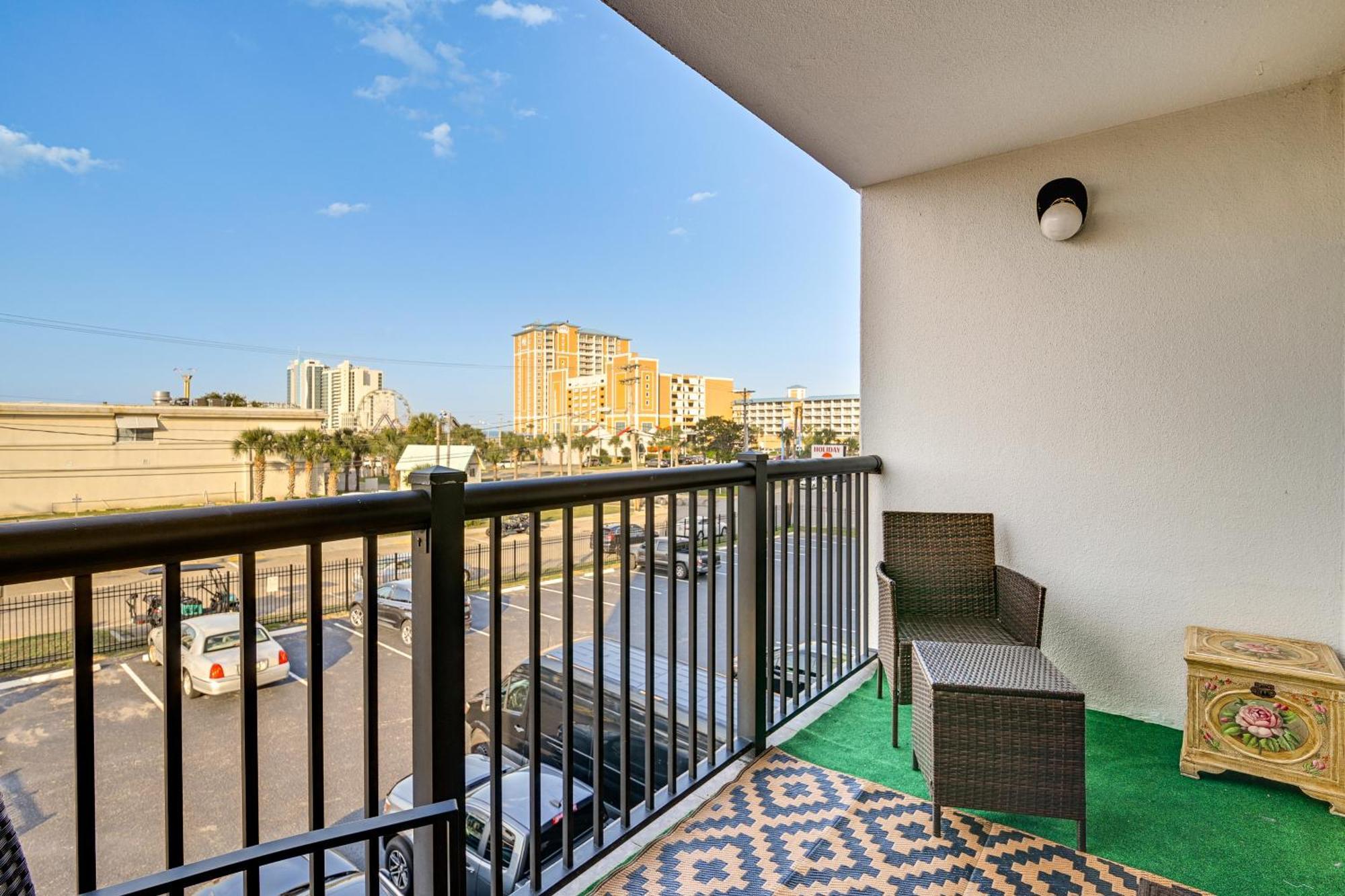 Updated Resort Condo, Walk To Myrtle Beach! Exteriér fotografie